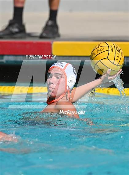 Thumbnail 3 in Estancia vs Roosevelt photogallery.