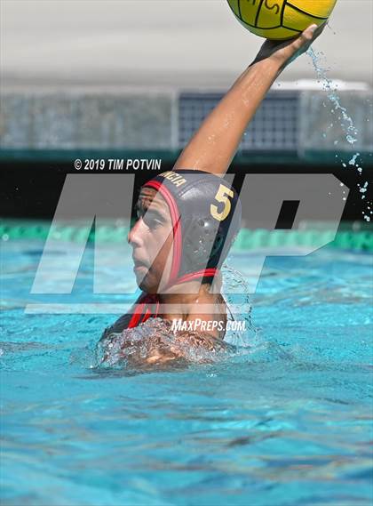 Thumbnail 1 in Estancia vs Roosevelt photogallery.