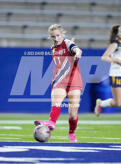 Thumbnail 1 in Boyd vs. McKinney photogallery.