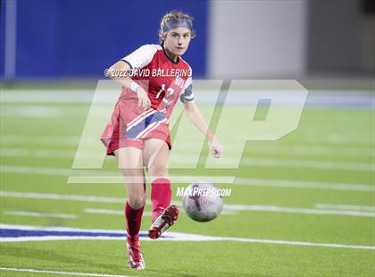 Thumbnail 1 in Boyd vs. McKinney photogallery.