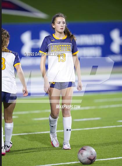 Thumbnail 2 in Boyd vs. McKinney photogallery.