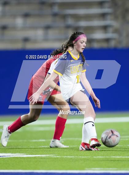 Thumbnail 2 in Boyd vs. McKinney photogallery.