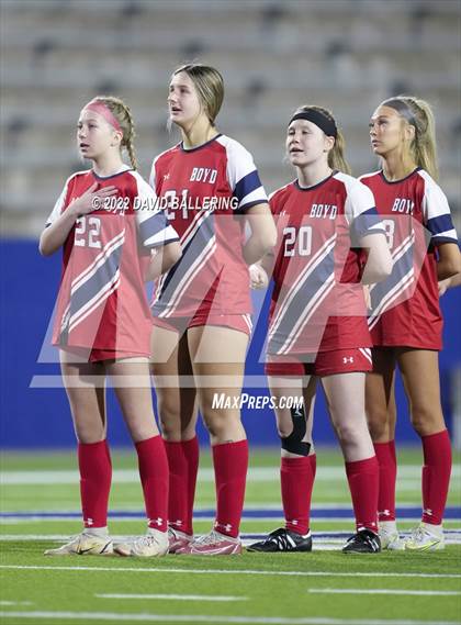 Thumbnail 1 in Boyd vs. McKinney photogallery.