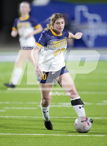 Thumbnail 3 in Boyd vs. McKinney photogallery.