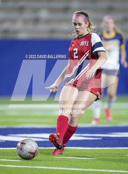 Thumbnail 2 in Boyd vs. McKinney photogallery.
