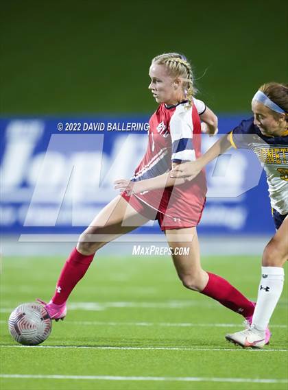 Thumbnail 2 in Boyd vs. McKinney photogallery.