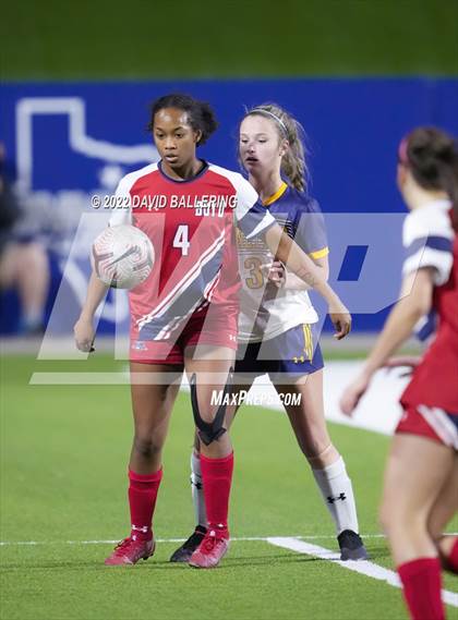Thumbnail 1 in Boyd vs. McKinney photogallery.