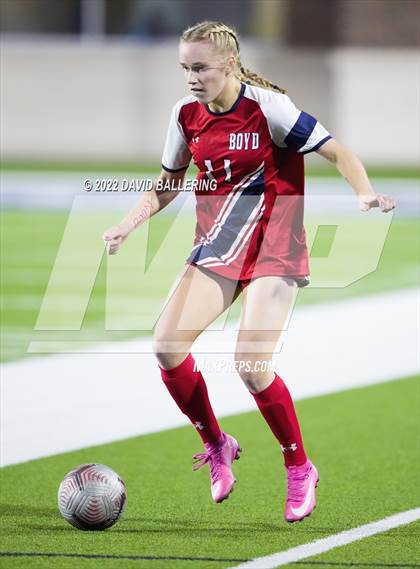 Thumbnail 2 in Boyd vs. McKinney photogallery.