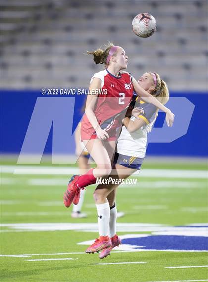 Thumbnail 3 in Boyd vs. McKinney photogallery.