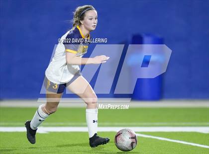 Thumbnail 1 in Boyd vs. McKinney photogallery.