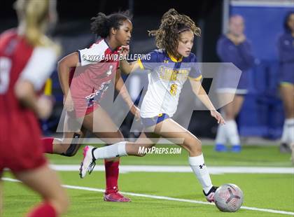Thumbnail 1 in Boyd vs. McKinney photogallery.