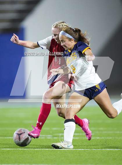 Thumbnail 1 in Boyd vs. McKinney photogallery.
