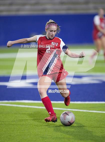 Thumbnail 3 in Boyd vs. McKinney photogallery.