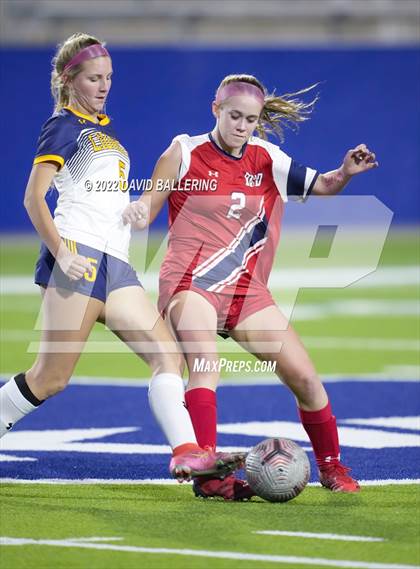 Thumbnail 1 in Boyd vs. McKinney photogallery.
