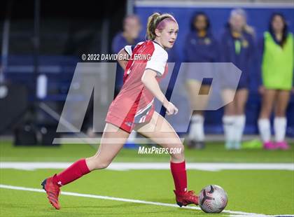 Thumbnail 3 in Boyd vs. McKinney photogallery.