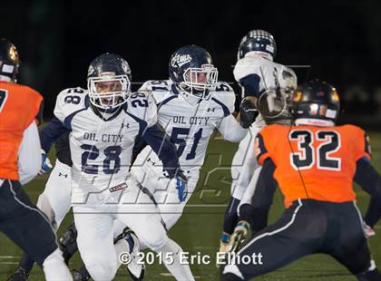 Thumbnail 3 in Oil City vs Cathedral Prep (PIAA D10 AAA Semifinal) photogallery.