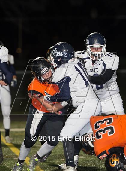 Thumbnail 2 in Oil City vs Cathedral Prep (PIAA D10 AAA Semifinal) photogallery.
