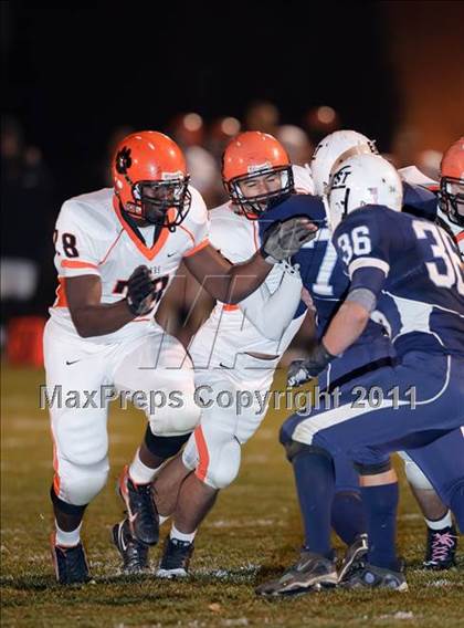 Thumbnail 3 in Wheaton-Warrenville South @ East (IHSA Class 7A Semifinals) photogallery.