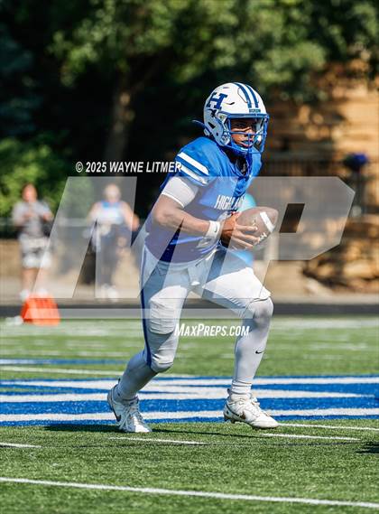 Thumbnail 3 in JV: Highlands @ Covington Catholic photogallery.