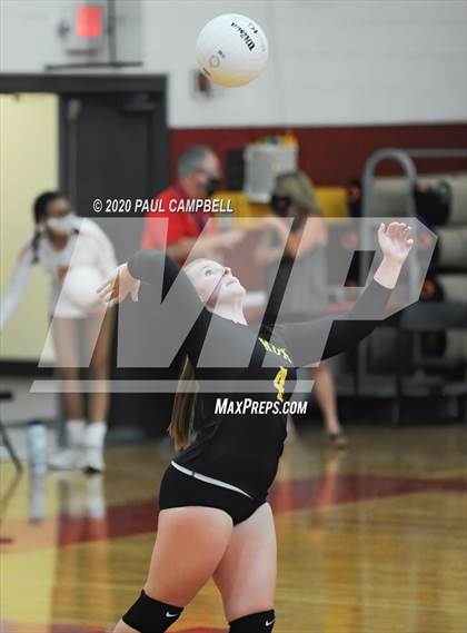 Thumbnail 3 in Marcos de Niza @ Seton Catholic photogallery.