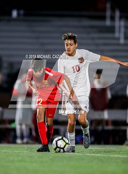 Thumbnail 1 in Cathedral Catholic vs. Mission Hills photogallery.