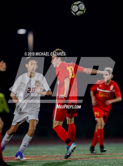 Thumbnail 3 in Cathedral Catholic vs. Mission Hills photogallery.