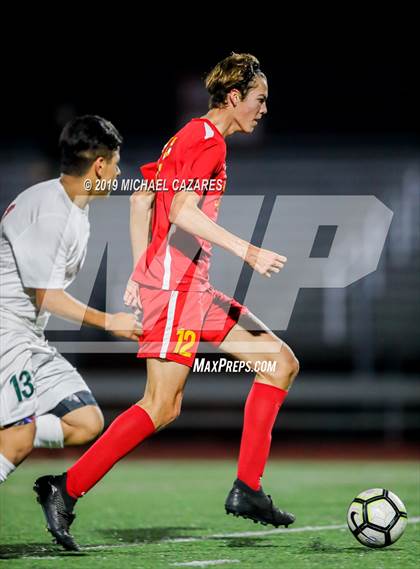 Thumbnail 2 in Cathedral Catholic vs. Mission Hills photogallery.