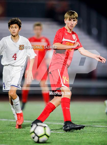 Thumbnail 1 in Cathedral Catholic vs. Mission Hills photogallery.
