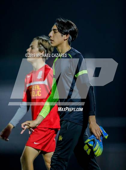 Thumbnail 2 in Cathedral Catholic vs. Mission Hills photogallery.