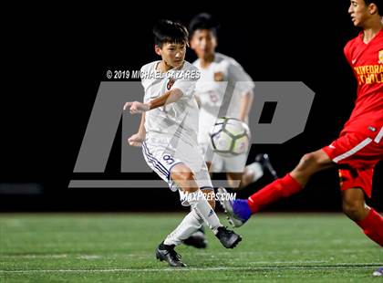 Thumbnail 3 in Cathedral Catholic vs. Mission Hills photogallery.