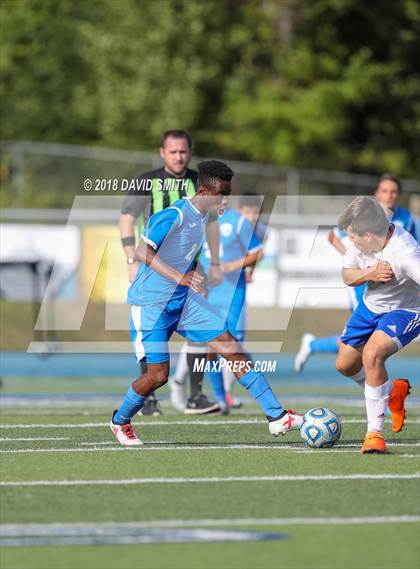 Thumbnail 2 in St. Pius X @ Blue Springs South (Blue Springs South Tournament) photogallery.