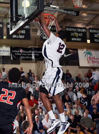 Thumbnail 3 in Winter Park vs. Findlay Prep (City of Palms Classic) photogallery.