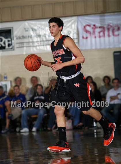 Thumbnail 2 in Winter Park vs. Findlay Prep (City of Palms Classic) photogallery.