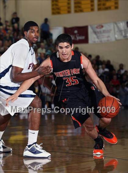 Thumbnail 2 in Winter Park vs. Findlay Prep (City of Palms Classic) photogallery.