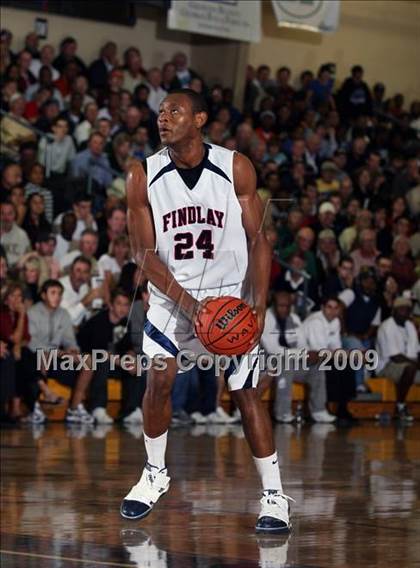 Thumbnail 1 in Winter Park vs. Findlay Prep (City of Palms Classic) photogallery.