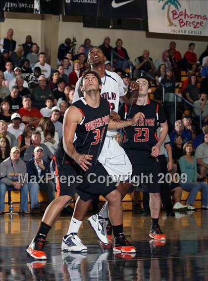 Thumbnail 2 in Winter Park vs. Findlay Prep (City of Palms Classic) photogallery.