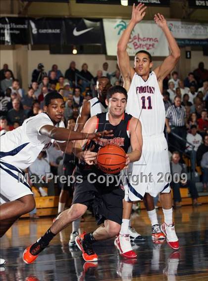 Thumbnail 3 in Winter Park vs. Findlay Prep (City of Palms Classic) photogallery.