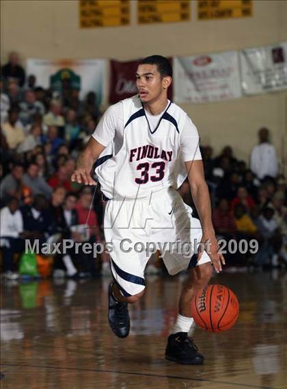 Thumbnail 1 in Winter Park vs. Findlay Prep (City of Palms Classic) photogallery.
