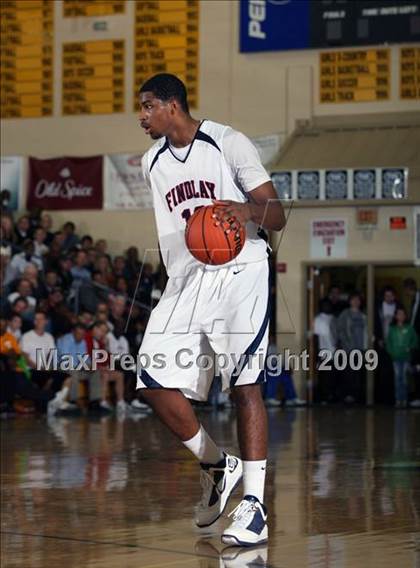 Thumbnail 1 in Winter Park vs. Findlay Prep (City of Palms Classic) photogallery.