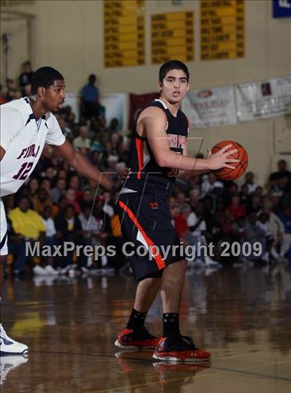 Thumbnail 1 in Winter Park vs. Findlay Prep (City of Palms Classic) photogallery.