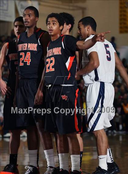 Thumbnail 3 in Winter Park vs. Findlay Prep (City of Palms Classic) photogallery.