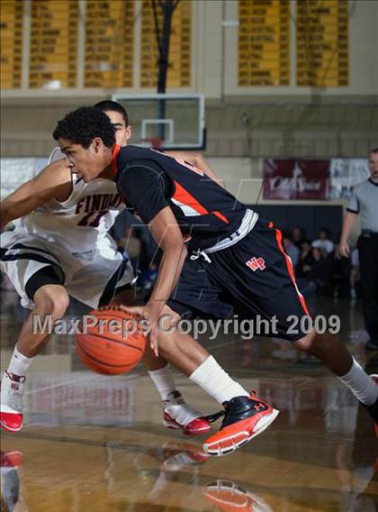 Thumbnail 3 in Winter Park vs. Findlay Prep (City of Palms Classic) photogallery.