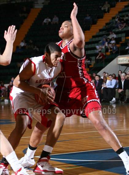 Thumbnail 2 in Long Island Lutheran vs. Jamesville-DeWitt (NYS Federation A Final) photogallery.