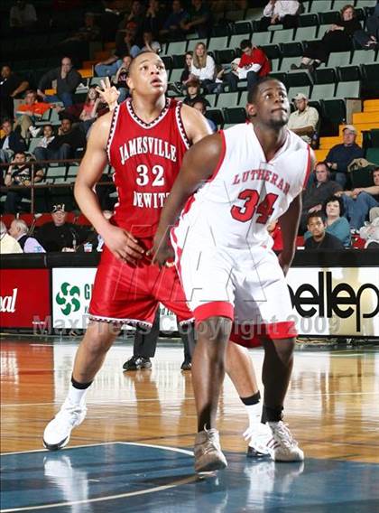 Thumbnail 3 in Long Island Lutheran vs. Jamesville-DeWitt (NYS Federation A Final) photogallery.