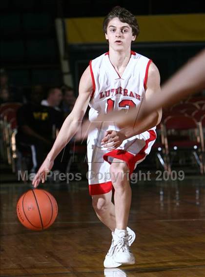 Thumbnail 3 in Long Island Lutheran vs. Jamesville-DeWitt (NYS Federation A Final) photogallery.