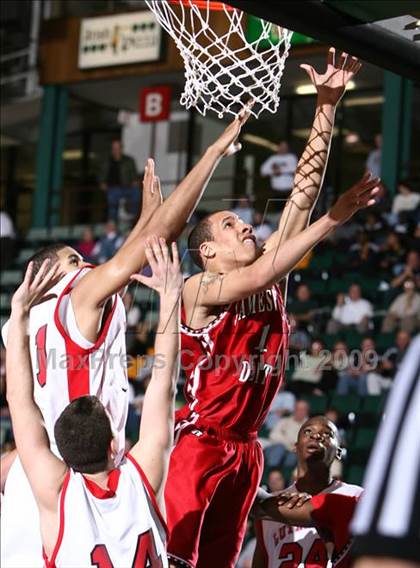 Thumbnail 2 in Long Island Lutheran vs. Jamesville-DeWitt (NYS Federation A Final) photogallery.