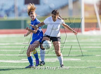 Thumbnail 2 in Steele vs Del Rio (NEISD Tournament) photogallery.