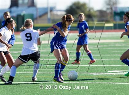 Thumbnail 3 in Steele vs Del Rio (NEISD Tournament) photogallery.