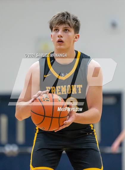 Thumbnail 1 in Fremont @ Millard North photogallery.