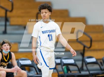 Thumbnail 2 in Fremont @ Millard North photogallery.